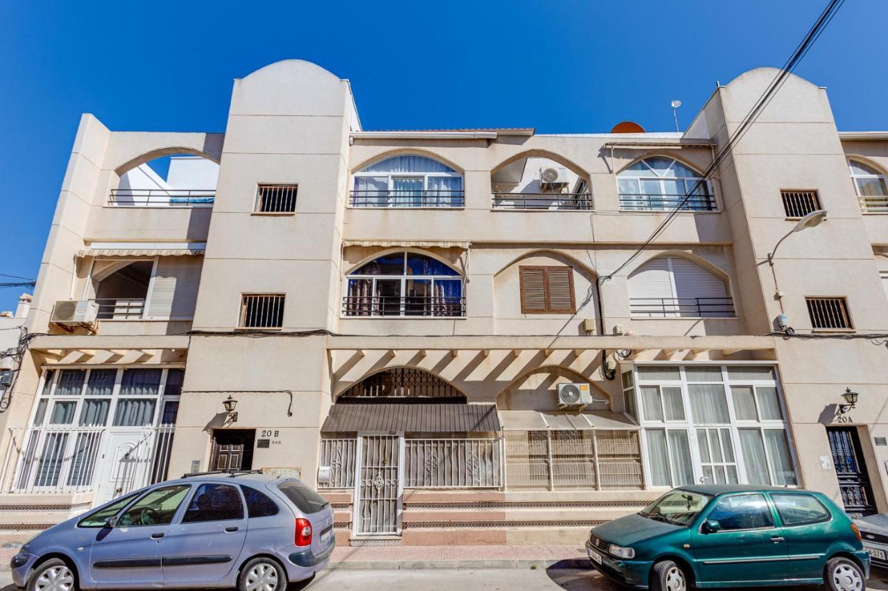 Cozy Apartment Near The Sea Torrevieja Eksteriør bilde